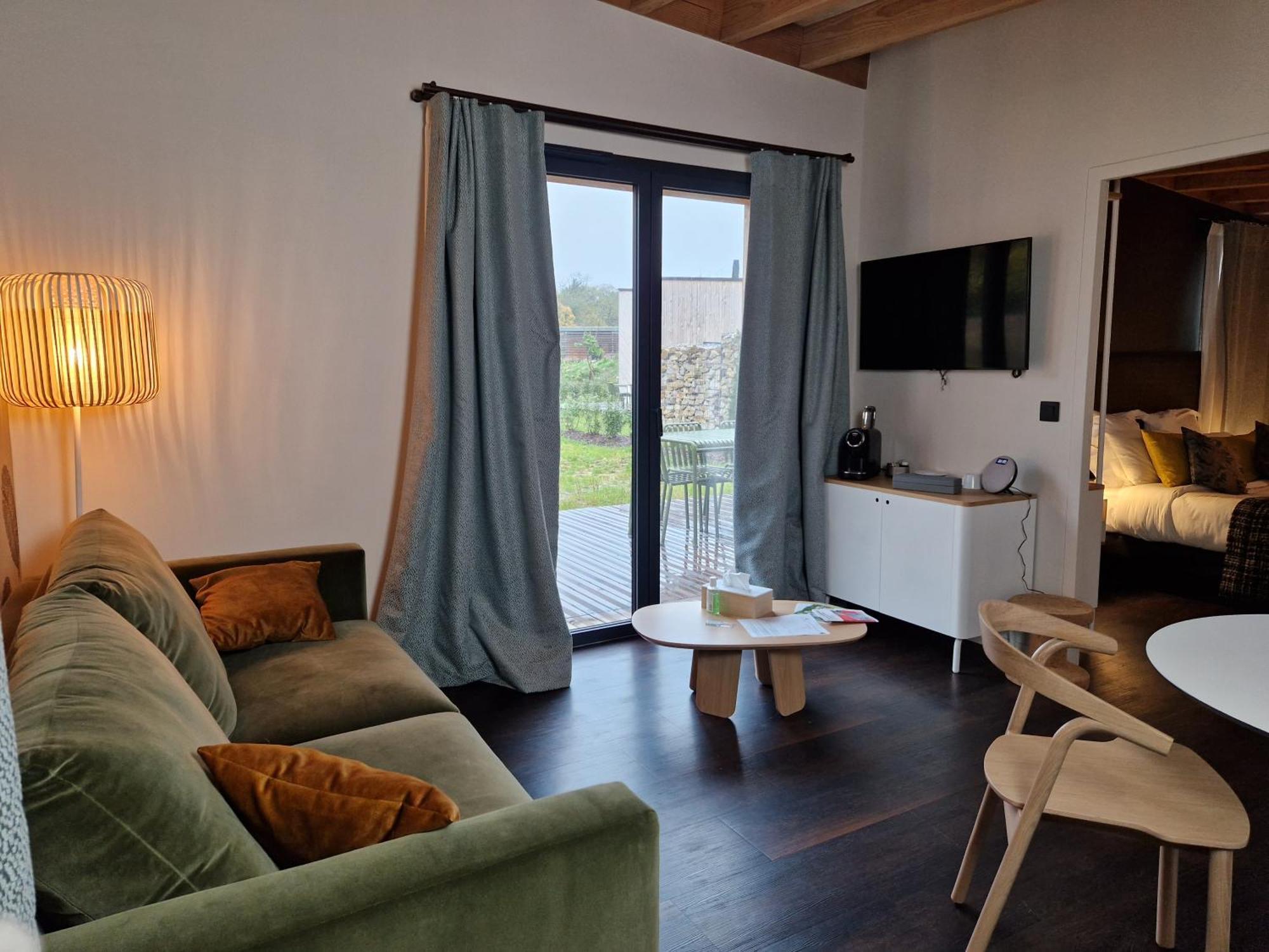 Domaine De L'Epau Eco-Resort Yvre-l'Eveque Ngoại thất bức ảnh